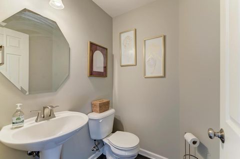 Tiny photo for 1499 Deer Pointe Drive, South Elgin, IL 60177 (MLS # 12571792)