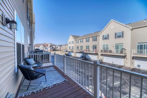 Tiny photo for 1499 Deer Pointe Drive, South Elgin, IL 60177 (MLS # 12571792)