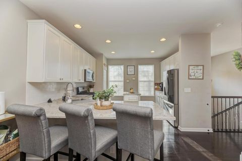 Tiny photo for 1499 Deer Pointe Drive, South Elgin, IL 60177 (MLS # 12571792)