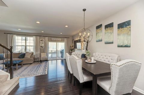 Tiny photo for 1499 Deer Pointe Drive, South Elgin, IL 60177 (MLS # 12571792)