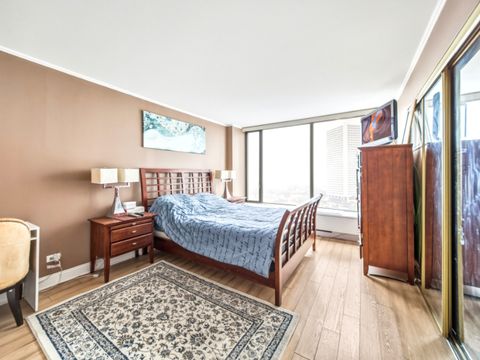 Tiny photo for 5455 N Sheridan Road #1404, Chicago, IL 60640 (MLS # 12586547)