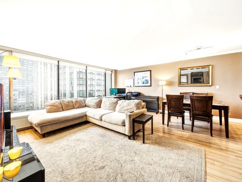 Tiny photo for 5455 N Sheridan Road #1404, Chicago, IL 60640 (MLS # 12586547)