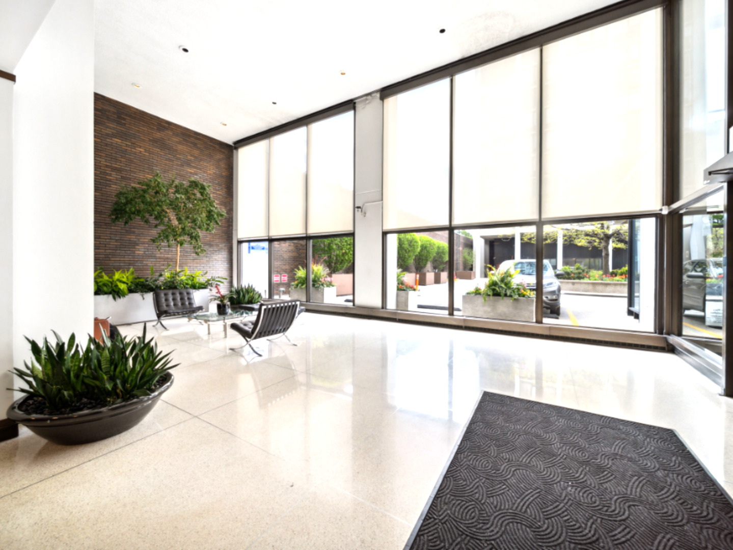 5455 N Sheridan Road 1404