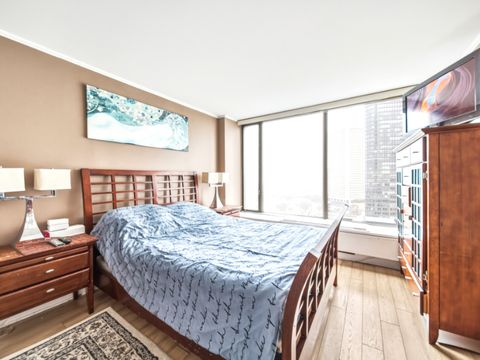 Tiny photo for 5455 N Sheridan Road #1404, Chicago, IL 60640 (MLS # 12586547)