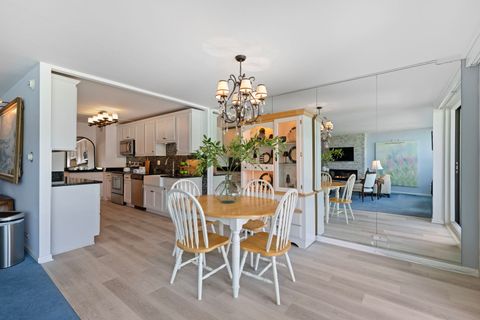 Tiny photo for 1630 Sheridan Road #2F, Wilmette, IL 60091 (MLS # 12457325)