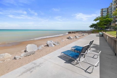 Tiny photo for 1630 Sheridan Road #2F, Wilmette, IL 60091 (MLS # 12457325)