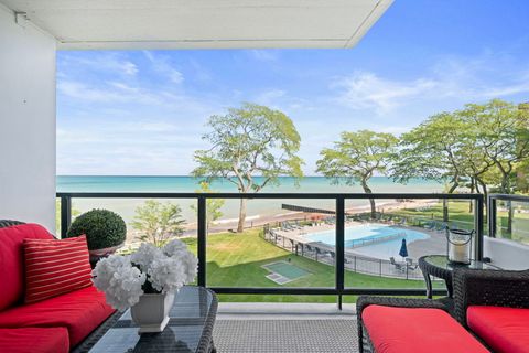 Tiny photo for 1630 Sheridan Road #2F, Wilmette, IL 60091 (MLS # 12457325)