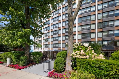 Tiny photo for 1630 Sheridan Road #2F, Wilmette, IL 60091 (MLS # 12457325)