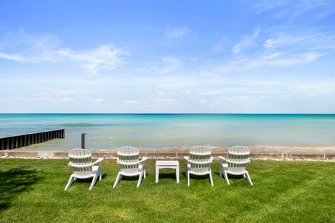 Tiny photo for 1630 Sheridan Road #2F, Wilmette, IL 60091 (MLS # 12457325)