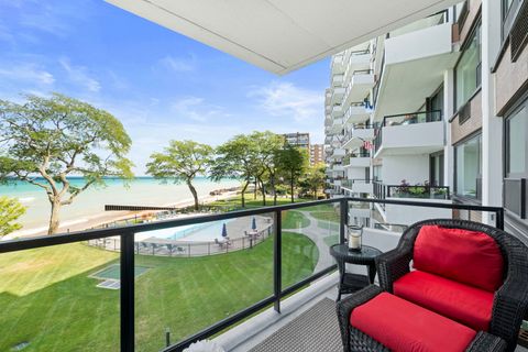 Tiny photo for 1630 Sheridan Road #2F, Wilmette, IL 60091 (MLS # 12457325)