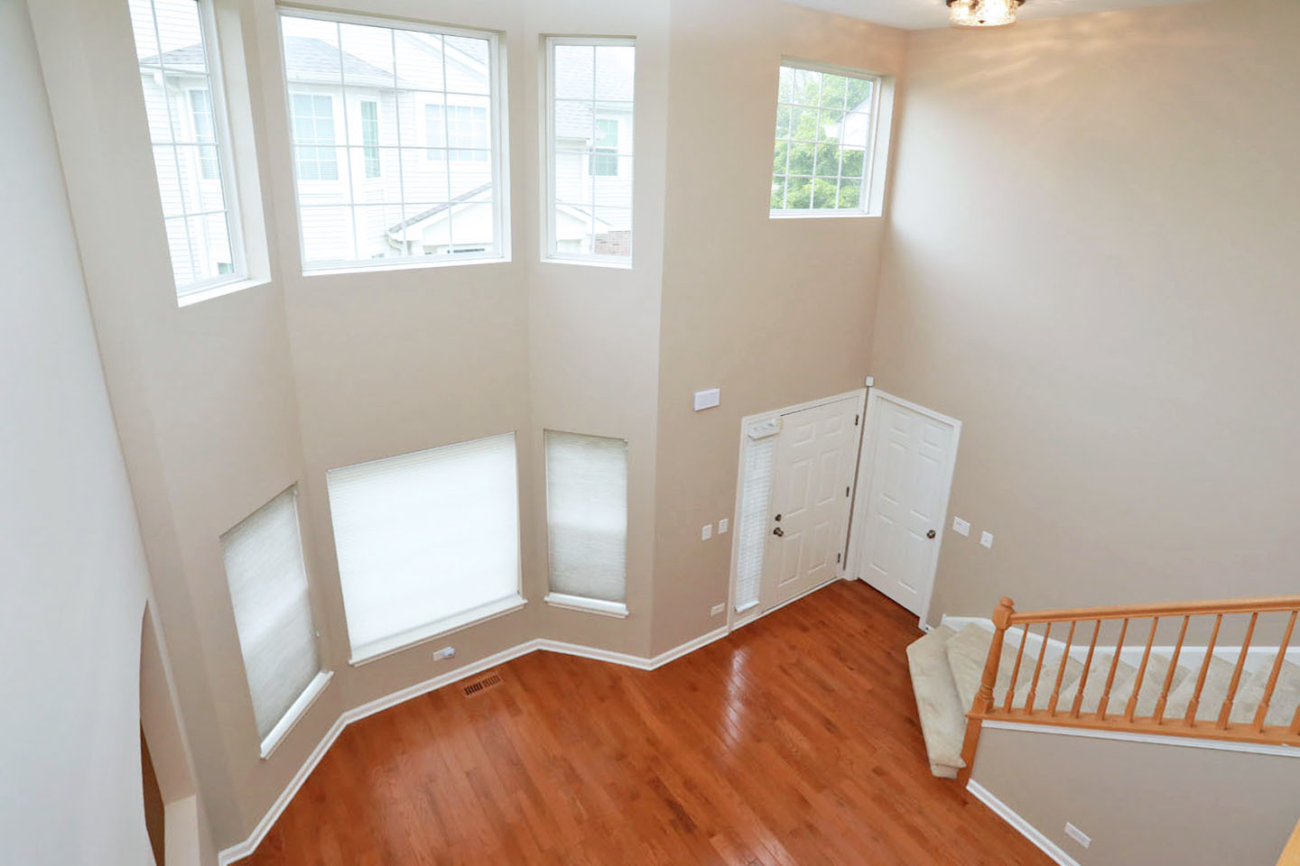 1437 Sturgeon Bay Court