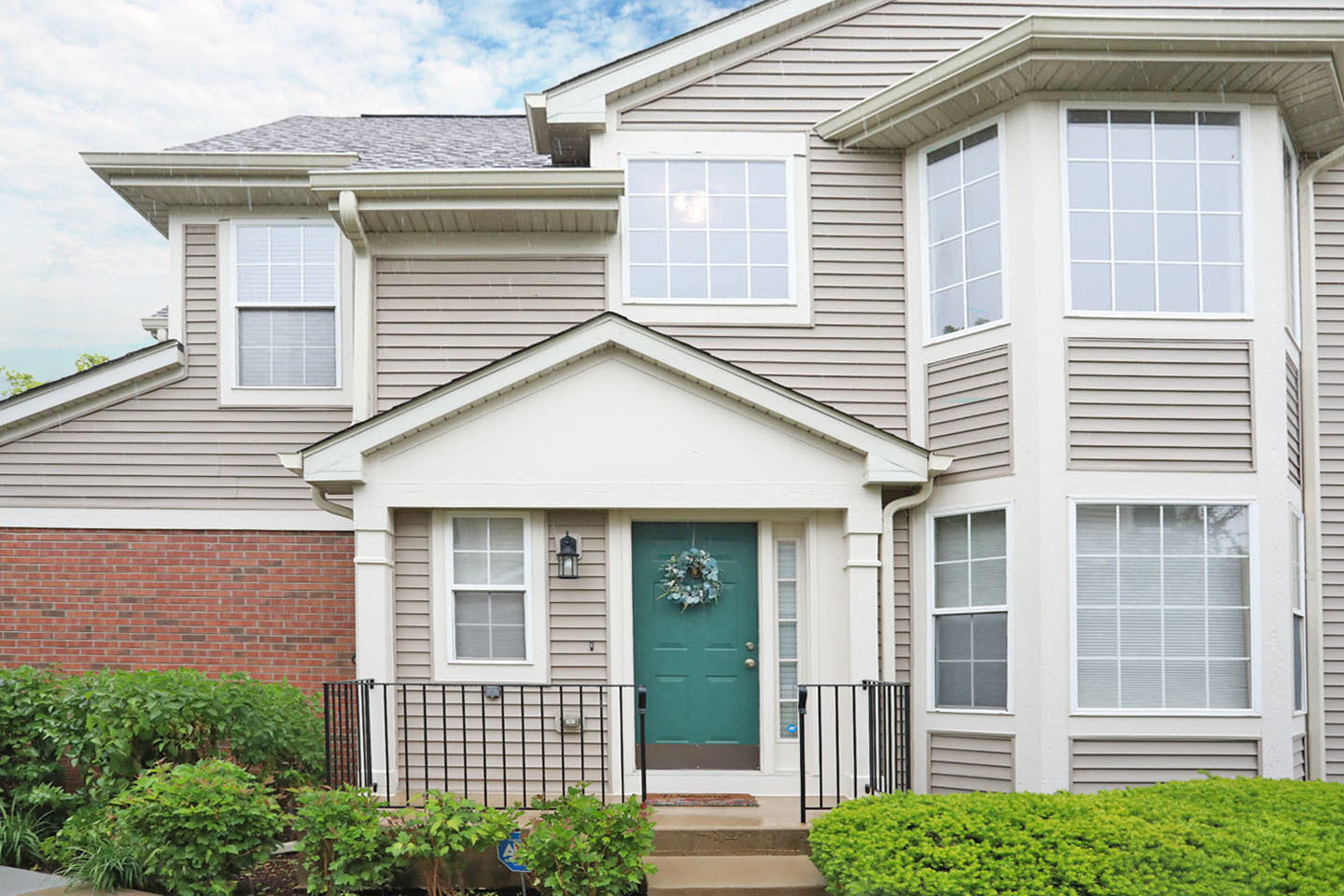 1437 Sturgeon Bay Court