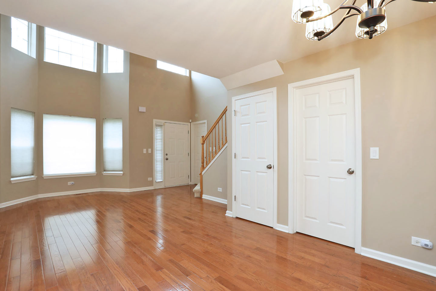 1437 Sturgeon Bay Court