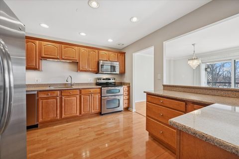 Tiny photo for 7131 N Caldwell Avenue #4N, Chicago, IL 60646 (MLS # 12574147)