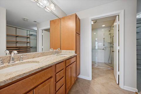 Tiny photo for 7131 N Caldwell Avenue #4N, Chicago, IL 60646 (MLS # 12574147)
