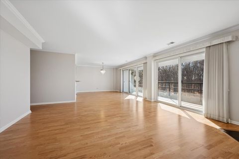 Tiny photo for 7131 N Caldwell Avenue #4N, Chicago, IL 60646 (MLS # 12574147)