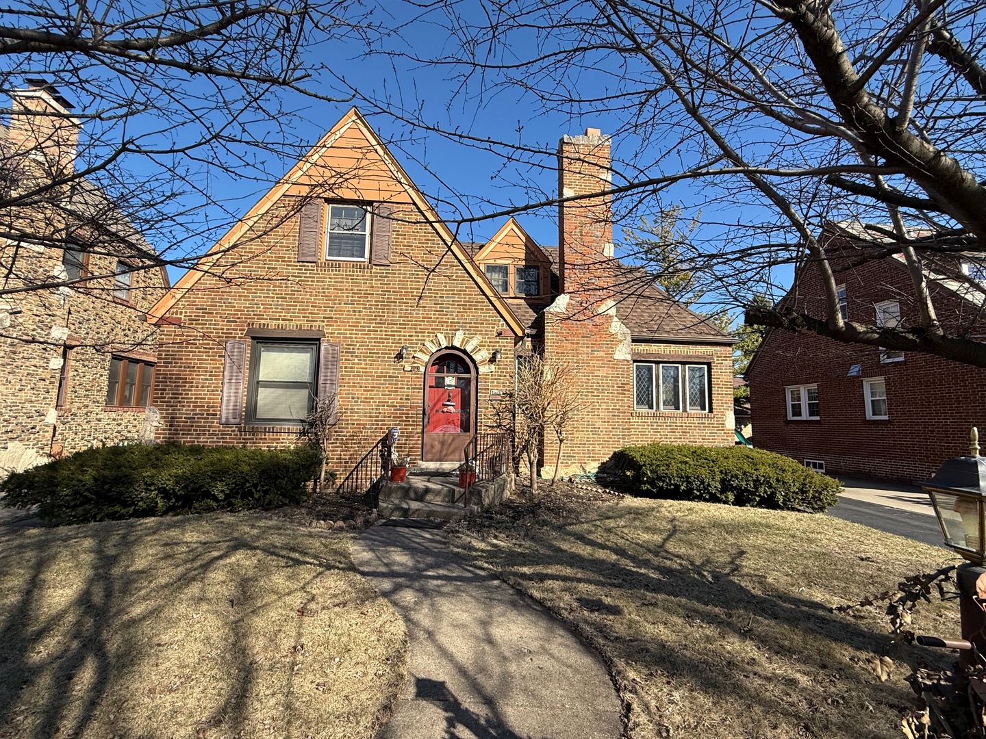 229 East Avenue