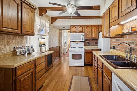 Tiny photo for 520 S Cornell Avenue, Villa Park, IL 60181 (MLS # 12569727)