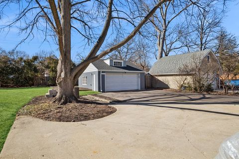 Tiny photo for 520 S Cornell Avenue, Villa Park, IL 60181 (MLS # 12569727)