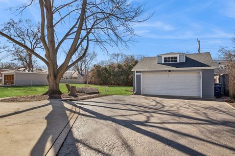 Tiny photo for 520 S Cornell Avenue, Villa Park, IL 60181 (MLS # 12569727)
