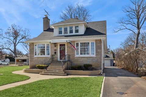 520 S Cornell Avenue Villa Park IL 60181