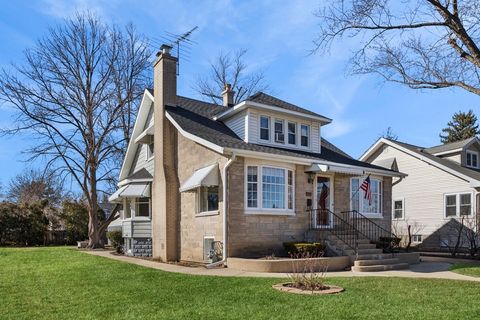 Tiny photo for 520 S Cornell Avenue, Villa Park, IL 60181 (MLS # 12569727)