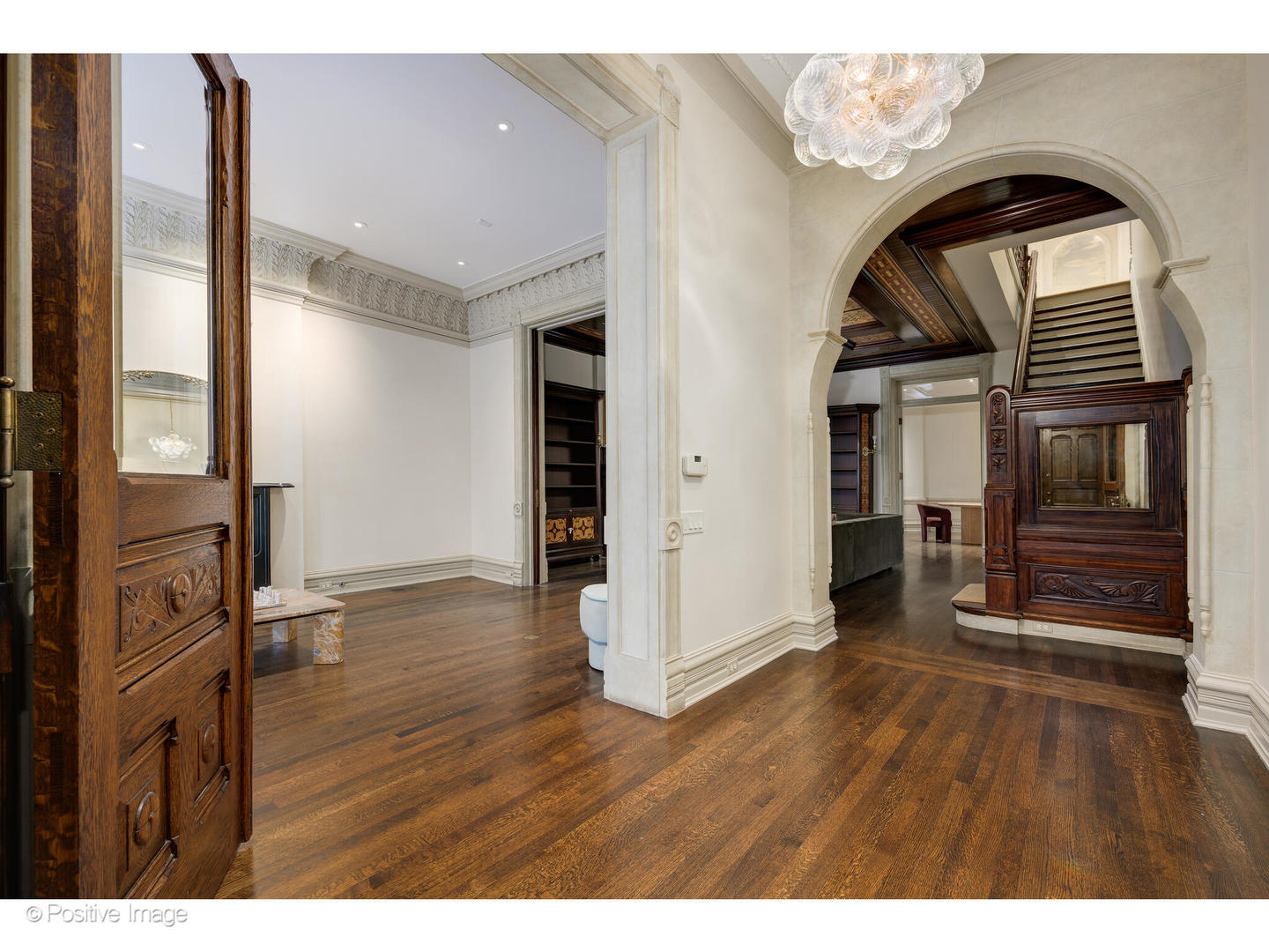 1520 N DEARBORN Parkway