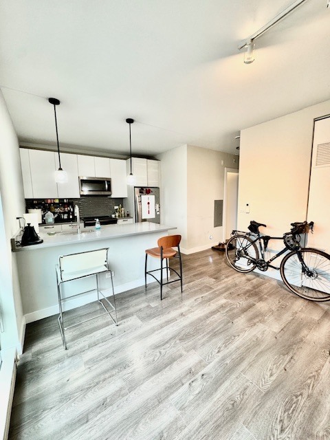 2407 W Eastwood Avenue 501