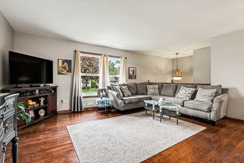 Tiny photo for 15218 Rob Roy Drive, Oak Forest, IL 60452 (MLS # 12640581)