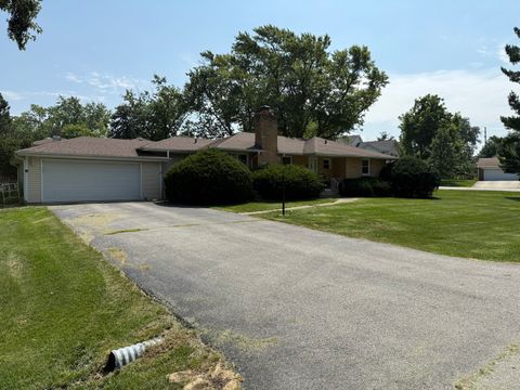 Tiny photo for 4831 Florence Avenue, Downers Grove, IL 60515 (MLS # 12447401)