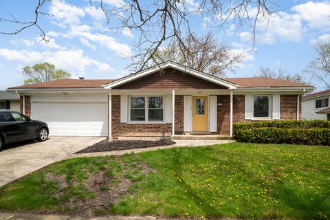 Photo of 6226 Beechwood Road, Matteson, IL 60443 (MLS # 12438830)