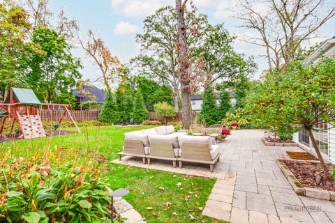 Tiny photo for 10 E Louis Avenue, Lake Forest, IL 60045 (MLS # 12786345)