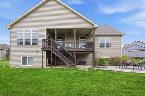 Tiny photo for 1204 Ashford Court, Mahomet, IL 61853 (MLS # 12611041)