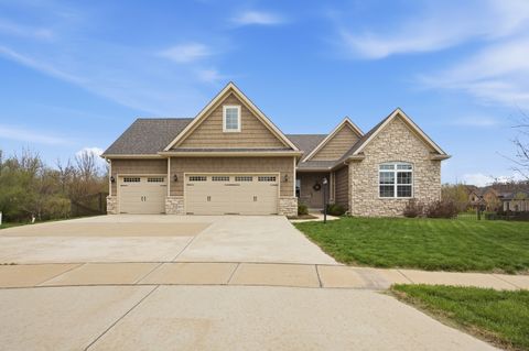 Photo of 1204 Ashford Court, Mahomet, IL 61853 (MLS # 12611041)