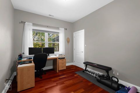 Tiny photo for 904 W Fletcher Street #3, Chicago, IL 60657 (MLS # 12489470)