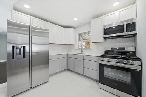 Tiny photo for 2658 W 83rd Street, Chicago, IL 60652 (MLS # 12548623)