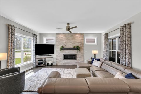 Tiny photo for 1313 Garwood Drive, Mahomet, IL 61853 (MLS # 12609489)