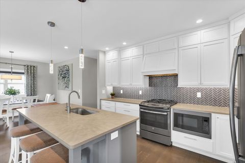 Tiny photo for 1313 Garwood Drive, Mahomet, IL 61853 (MLS # 12609489)