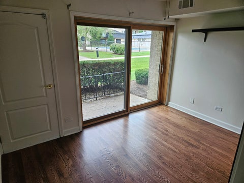 Tiny photo for 10723 5th Ave Cut Off Avenue #103, Countryside, IL 60525 (MLS # 12777479)