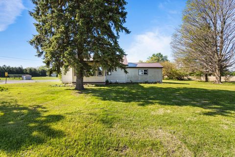 Photo of 9032 US Route 150, Oakwood, IL 61858 (MLS # 12626522)