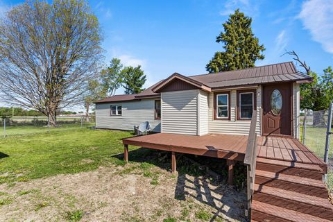 Tiny photo for 9032 US Route 150, Oakwood, IL 61858 (MLS # 12626522)