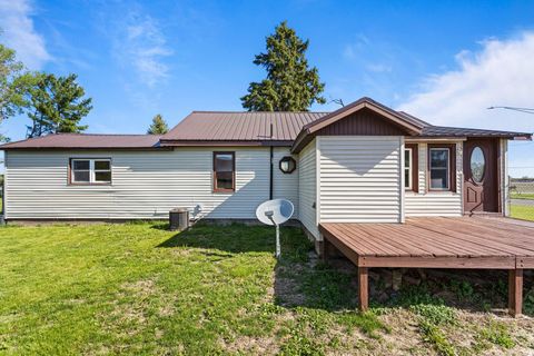 Tiny photo for 9032 US Route 150, Oakwood, IL 61858 (MLS # 12626522)