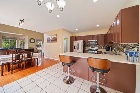 Tiny photo for 356 N WEST POINTE Drive, Vernon Hills, IL 60061 (MLS # 12713344)