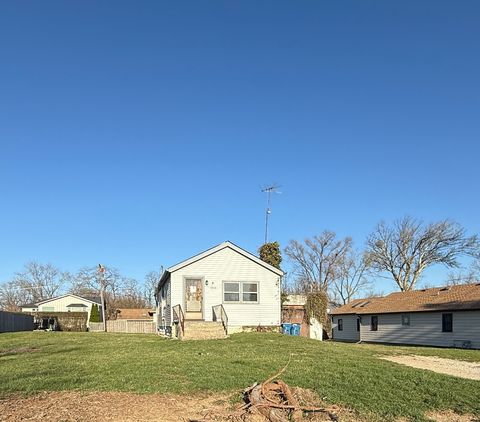 4908 Cross Street Downers Grove IL 60515