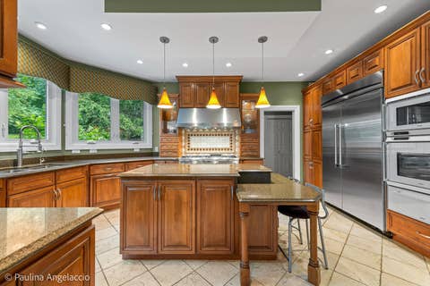 Tiny photo for 245 Hidden Pond Lane, North Barrington, IL 60010 (MLS # 12668587)