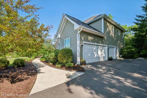 Tiny photo for 245 Hidden Pond Lane, North Barrington, IL 60010 (MLS # 12668587)