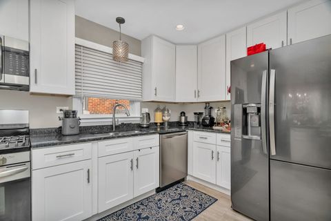 Tiny photo for 4217 Main Street, Downers Grove, IL 60515 (MLS # 12486720)