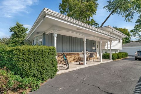 Tiny photo for 4217 Main Street, Downers Grove, IL 60515 (MLS # 12486720)