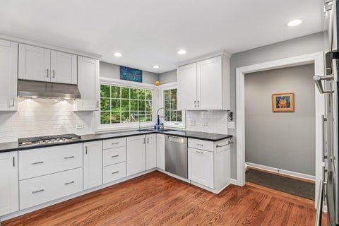 Tiny photo for 458 Pinewoods Drive, North Barrington, IL 60010 (MLS # 12778755)