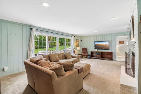 Tiny photo for 458 Pinewoods Drive, North Barrington, IL 60010 (MLS # 12778755)